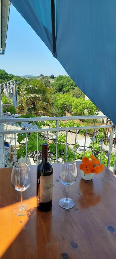 Apartmani Nikica Drage Bagian luar foto