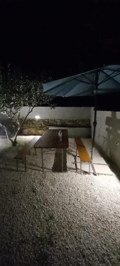 Apartmani Nikica Drage Bagian luar foto