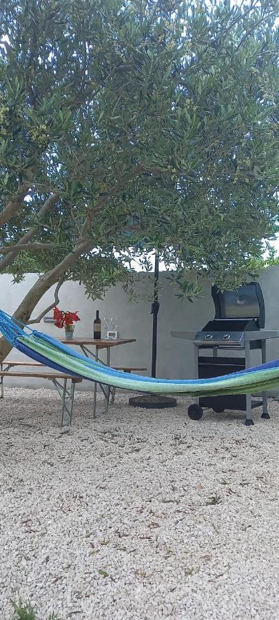Apartmani Nikica Drage Bagian luar foto